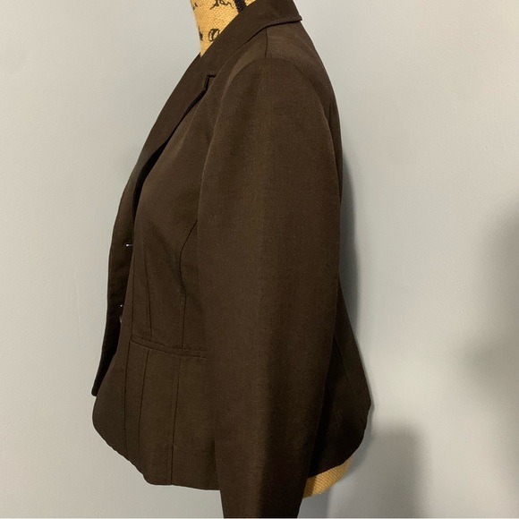 Kasper Brown Blazer - Picture 3 of 11